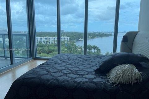 Condominio en alquiler en Miami, Florida, 2 dormitorios, 107.58 m2 № 1852232 - foto 9