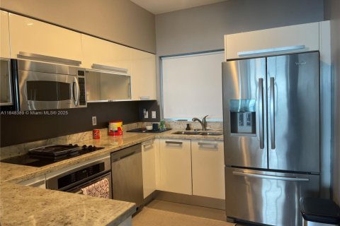 Condominio en alquiler en Miami, Florida, 2 dormitorios, 107.58 m2 № 1852232 - foto 6