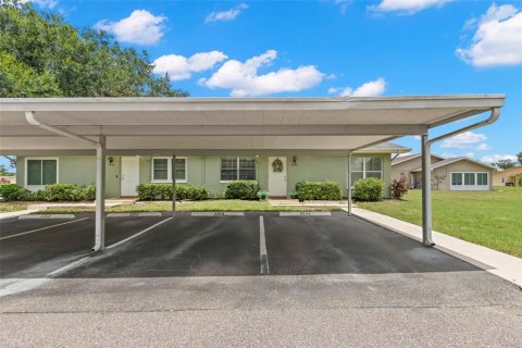 Condo in Sun City Center, Florida, 2 bedrooms  № 1837867 - photo 2