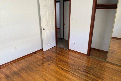 House in Clermont, Florida 3 bedrooms, 87.14 sq.m. № 2105162 - photo 15