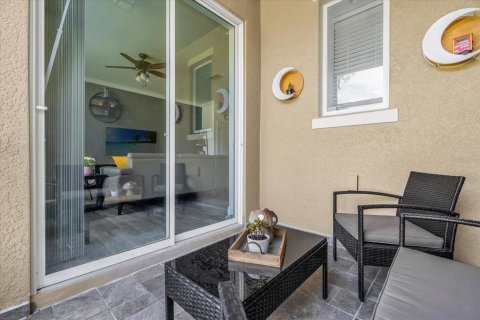 Adosado en venta en Kissimmee, Florida, 3 dormitorios, 187.29 m2 № 1827183 - foto 25