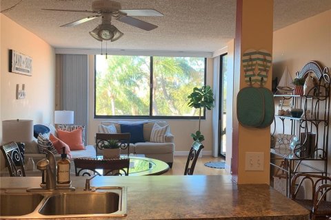 Copropriété à louer à Saint Petersburg, Floride: 1 chambre, 72.46 m2 № 1571020 - photo 5