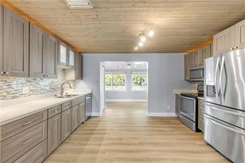 Villa ou maison à vendre à New Smyrna Beach, Floride: 3 chambres, 144.46 m2 № 2229393 - photo 21