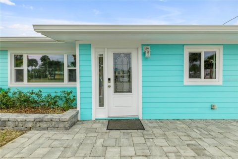 Villa ou maison à vendre à New Smyrna Beach, Floride: 3 chambres, 144.46 m2 № 2229393 - photo 9
