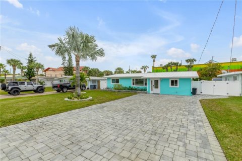 Villa ou maison à vendre à New Smyrna Beach, Floride: 3 chambres, 144.46 m2 № 2229393 - photo 8
