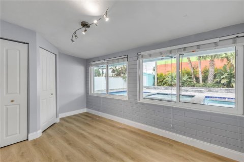 Villa ou maison à vendre à New Smyrna Beach, Floride: 3 chambres, 144.46 m2 № 2229393 - photo 23