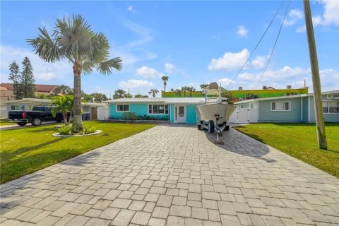 Villa ou maison à vendre à New Smyrna Beach, Floride: 3 chambres, 144.46 m2 № 2229393 - photo 7