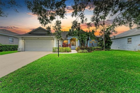 Casa en venta en Sarasota, Florida, 4 dormitorios, 195.84 m2 № 1794971 - foto 1