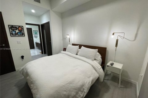 Купить кондоминиум в Майами, Флорида 1 спальня, 76.46м2, № 2053956 - фото 8