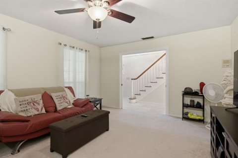 House in Pinellas Park, Florida 5 bedrooms, 301.75 sq.m. № 2200790 - photo 21