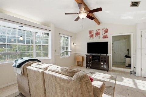 House in Pinellas Park, Florida 5 bedrooms, 301.75 sq.m. № 2200790 - photo 27