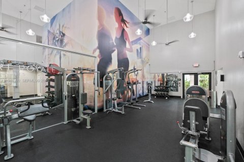 Снять в аренду квартиру в Форт-Лодердейл, Флорида 1 спальня, 50.17м2, № 2003448 - фото 16