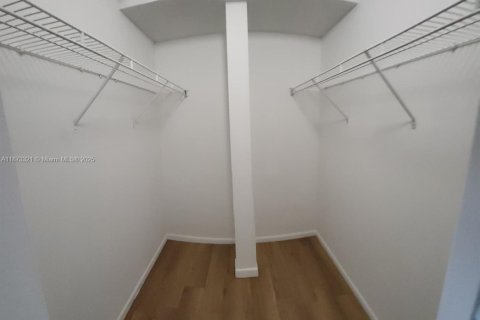 Condominio en venta en Deerfield Beach, Florida, 2 dormitorios, 119.84 m2 № 1979912 - foto 10