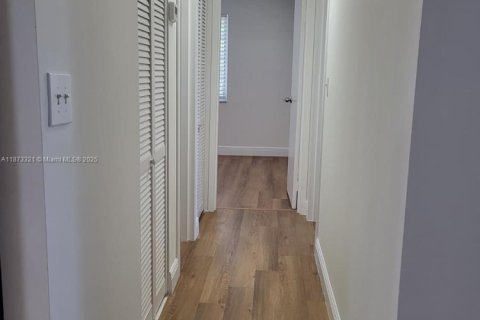 Condominio en venta en Deerfield Beach, Florida, 2 dormitorios, 119.84 m2 № 1979912 - foto 12