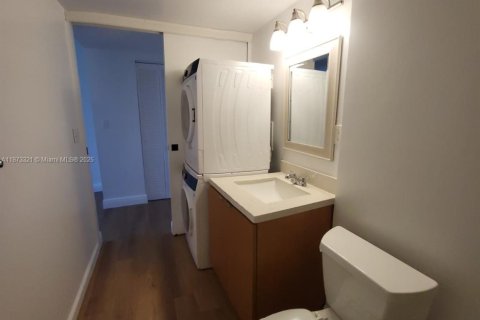 Condominio en venta en Deerfield Beach, Florida, 2 dormitorios, 119.84 m2 № 1979912 - foto 9