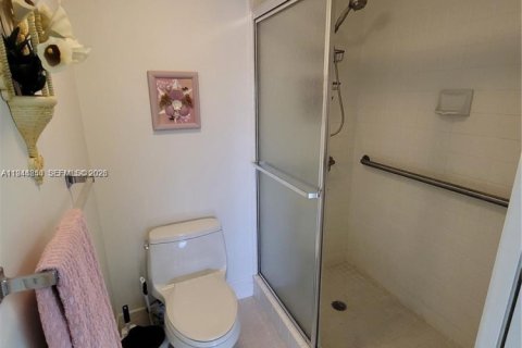 Купить кондоминиум в Пемброк-Пайнс, Флорида 2 спальни, 110.74м2, № 2001959 - фото 23