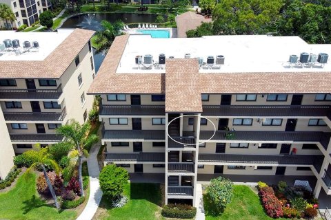 Condominio en venta en Bradenton, Florida, 2 dormitorios, 93 m2 № 1248656 - foto 1