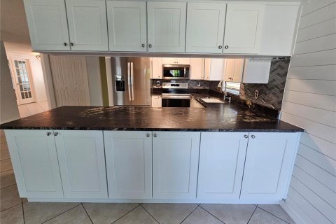 House in Hudson, Florida 3 bedrooms, 158.12 sq.m. № 1900166 - photo 22