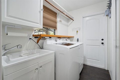 Casa en venta en Ormond Beach, Florida, 3 dormitorios, 189.61 m2 № 2157758 - foto 29