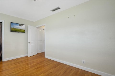 Casa en venta en Ormond Beach, Florida, 3 dormitorios, 189.61 m2 № 2157758 - foto 17