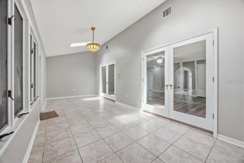 Villa ou maison à vendre à Plant City, Floride: 4 chambres, 312.15 m2 № 2395686 - photo 10