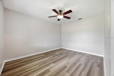 Villa ou maison à vendre à Plant City, Floride: 4 chambres, 312.15 m2 № 2395686 - photo 12