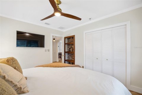 House in Saint Petersburg, Florida 2 bedrooms, 121.14 sq.m. № 1872880 - photo 28