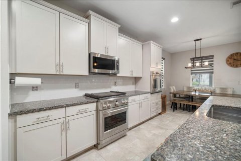 House in Wesley Chapel, Florida 3 bedrooms, 191.1 sq.m. № 1836950 - photo 14