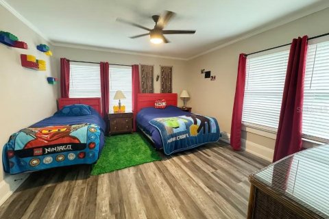 House in Haines City, Florida 5 bedrooms, 310.76 sq.m. № 2238404 - photo 26