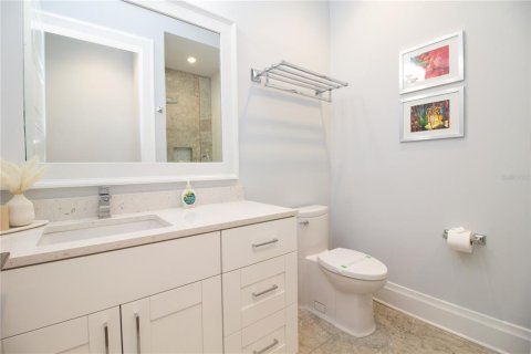 Touwnhouse à vendre à Clearwater, Floride: 4 chambres, 259.57 m2 № 2151214 - photo 16