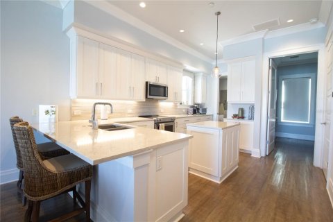 Touwnhouse à vendre à Clearwater, Floride: 4 chambres, 259.57 m2 № 2151214 - photo 10