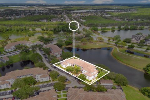 Condo in Orlando, Florida, 2 bedrooms  № 2219094 - photo 23