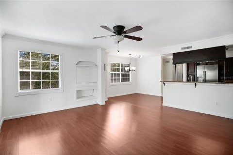 Condo in Orlando, Florida, 2 bedrooms  № 2219094 - photo 6
