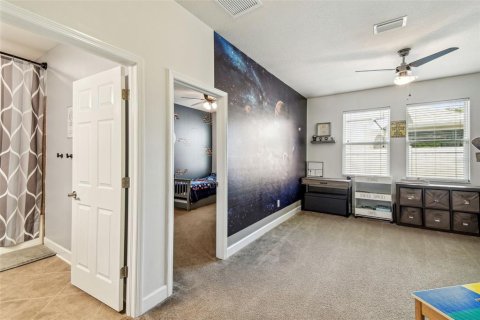 House in CONNERTON

 in Land O' Lakes, Florida 3 bedrooms, 194.26 sq.m. № 1677692 - photo 18