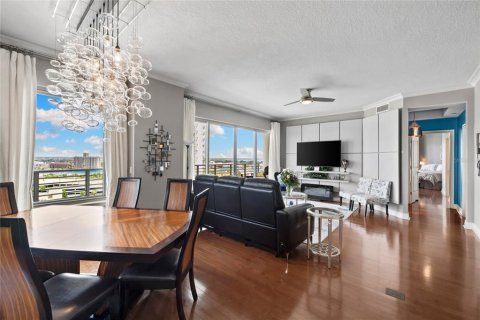 Condominio en venta en Tampa, Florida, 3 dormitorios, 165.18 m2 № 1750320 - foto 11