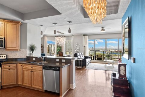 Condominio en venta en Tampa, Florida, 3 dormitorios, 165.18 m2 № 1750320 - foto 5