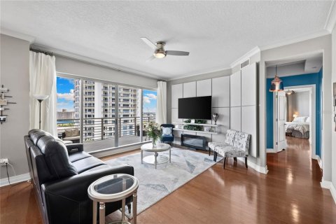 Condominio en venta en Tampa, Florida, 3 dormitorios, 165.18 m2 № 1750320 - foto 9