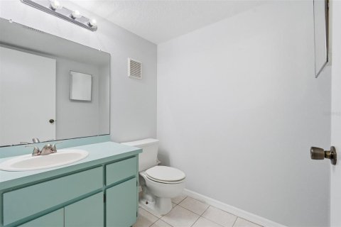 Townhouse in Pinellas Park, Florida 3 bedrooms, 138.42 sq.m. № 2130952 - photo 18