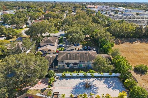Townhouse in Pinellas Park, Florida 3 bedrooms, 138.42 sq.m. № 2130952 - photo 5