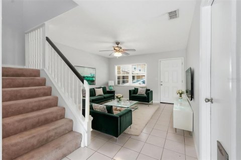 Townhouse in Pinellas Park, Florida 3 bedrooms, 138.42 sq.m. № 2130952 - photo 9
