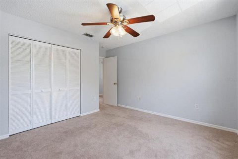 Townhouse in Pinellas Park, Florida 3 bedrooms, 138.42 sq.m. № 2130952 - photo 25