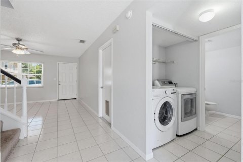 Townhouse in Pinellas Park, Florida 3 bedrooms, 138.42 sq.m. № 2130952 - photo 19