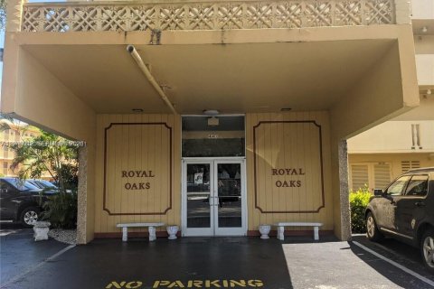 Copropriété à louer à Miami, Floride: 1 chambre, 86.4 m2 № 2001222 - photo 12