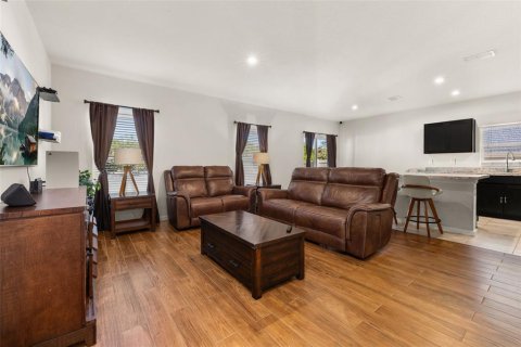 Casa en venta en Haines City, Florida, 3 dormitorios, 121.05 m2 № 1907394 - foto 6