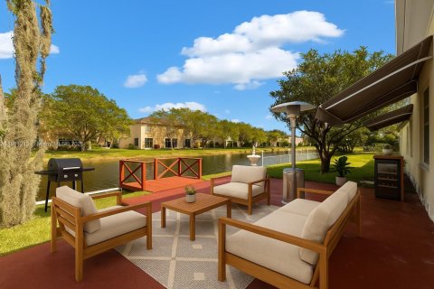 Casa en venta en Tamarac, Florida, 2 dormitorios, 154.22 m2 № 1967057 - foto 19