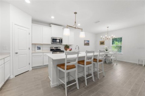 Casa en venta en Alachua, Florida, 4 dormitorios, 277.13 m2 № 2226118 - foto 6