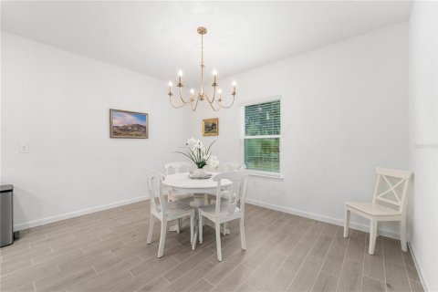 Casa en venta en Alachua, Florida, 4 dormitorios, 277.13 m2 № 2226118 - foto 10