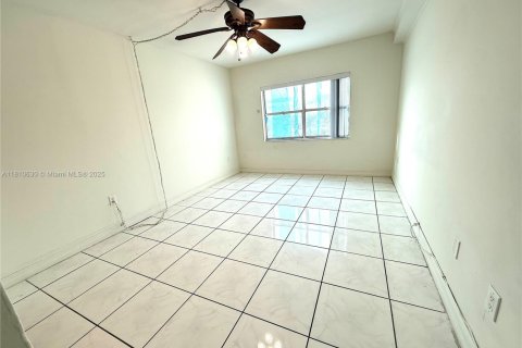 Copropriété à vendre à Sunny Isles Beach, Floride: 1 chambre, 66.89 m2 № 1753021 - photo 8