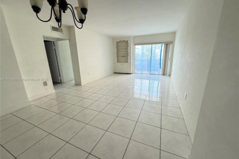 Copropriété à vendre à Sunny Isles Beach, Floride: 1 chambre, 66.89 m2 № 1753021 - photo 5