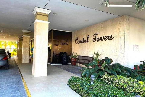 Copropriété à vendre à Sunny Isles Beach, Floride: 1 chambre, 66.89 m2 № 1753021 - photo 2